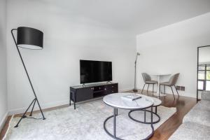 E Lake Studio w Gym nr Space Needle SEA-211
