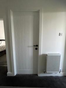 VA Home Stay - Close to Luton Airport, M1 & A505