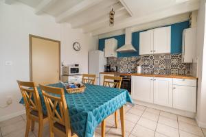 Maisons de vacances La Maison Bretonne - 300m de la mer : photos des chambres