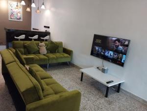 Batu Pahat Taman Banang Homestay