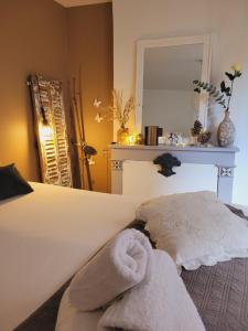 Appartements -La Batisse -Parking prive -Coeur historique - La Clef de Honfleur : photos des chambres