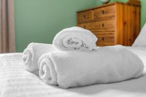 Bright and Quiet Edinburgh Home