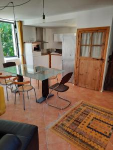 GITE AU ROC DE BOURZAC AVEC PISCINE PRIVÉE