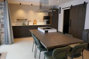 La Grange, Le Hameau des Volcans - Déconnexion face à la vue