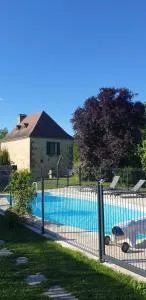 GITE AU ROC DE BOURZAC AVEC PISCINE PRIVÉE - Bayac