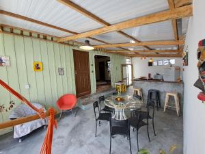 Casa Rústica com Churrasqueira e Wi-fi na Praia!