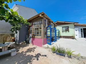 Casa Rústica com Churrasqueira e Wi-fi na Praia!