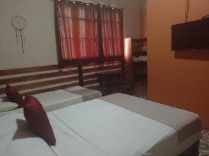 Casa Bonita Hotel y Hostal