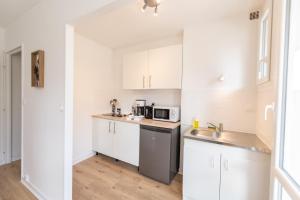 LE DAUPHIN - Place parking privée gratuit - WIFI et TV