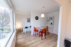 Appartements LE DAUPHIN - Place parking privee gratuit - WIFI et TV : photos des chambres