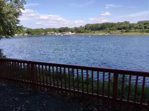 Lakeshore Glamping Camping 238 - 波蒂奇