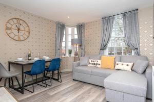 The Honeycomb Residence by Fortuna Property