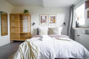 HOMEFY STUDIO SKY - free parking - elevator - desk - Netflix