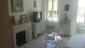 Appartements APPARTEMENT DANS HAMEAU PROVENCAL : Appartement 1 Chambre