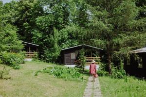 Pustelnia Supraśl - domki nad rzeką