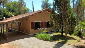 Casa de Campo em Ibiúna de frente para represa