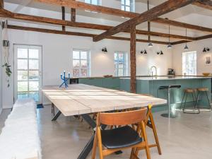 12 person holiday home in Sønder Omme-By Traum