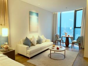 HB Serviced Apartment - Alacarte Hạ Long
