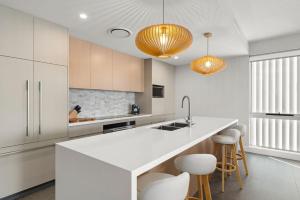 Whispering Waters Soldiers Point Rd 3 143