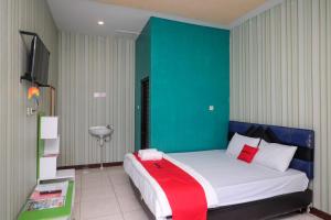 RedDoorz Syariah near Gardu Pandang Dieng