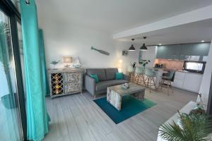 MarVillaFuerte - Appart Air-Conditioned Swimming Pool & Private Jacuzzi