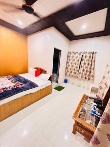 Hotel Rashmi palace