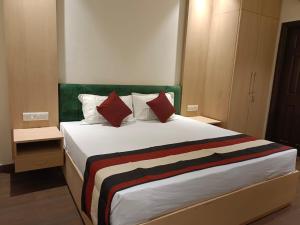 Hotel Dua Grand A unit of Ajooni Hospitality- 5 Min Walk From Golden Temple