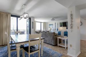 Endless Summer at The Enclave 204B Heart of Destin Location