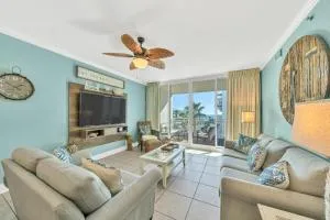 Incredible Courtyard Pools and Gulf Views Waterscape C506 Sleeps 10 - Cinco Bayou