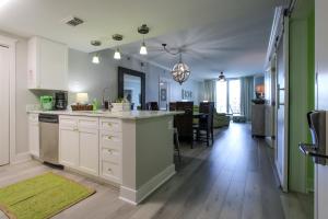 How About A Slice of KeyLime Pie Waterscape A521