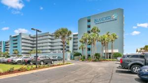 Secret Agents Welcome Gulf Views at The Islander 7007