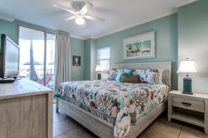 Charming Walk Out To Pools Waterscape A110 Courtyard