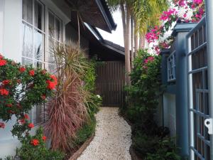 Lets Chill Pool Villa Pattaya Najomtien42 and Sattahip