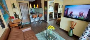 Tira Tiraa Condominium