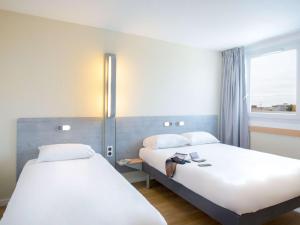 Hotels Ibis Budget Frejus St Raphael plages : photos des chambres