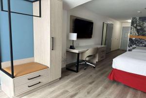 La Quinta Inn & Suites by Wyndham Albuquerque Midtown