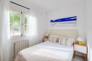 TRES PALMERAS moderne Villa, Pool 5 Minuten zum Strand, Klima, schnelles Wifi
