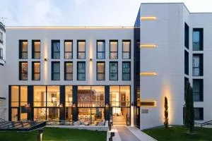 Hotel Yac Paris Clichy, a member of Radisson Individuals - 热讷维耶