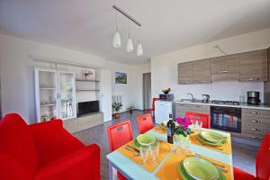 Legnoncino Holiday Home- Lake Como