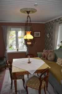 Cozy Country House