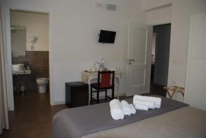 B-KARALIS DI ENRICO TUPPUTI