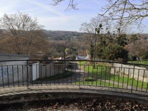 Maisons de vacances petit logement Crecy la chapelle : photos des chambres