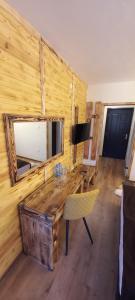 Nicole Hotel & Restaurant