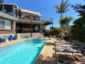 Surf Point Holiday Home & Apartment - Ferreiratown