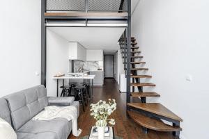 Modern & Light Loft close to City Center