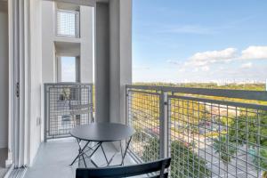 Coral Gables 1br w wd pool nr Miracle Mile MIA-66