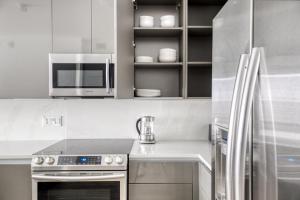 Coral Gables 1br w wd pool gym near shops MIA-53