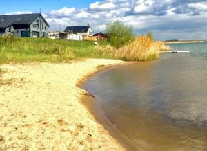 Ferienhaus / Ferienwohnung am Badesee nähe Leipzig mit Privatsst