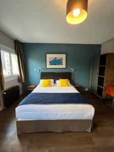 Hotels Hotel Des Cedres : photos des chambres