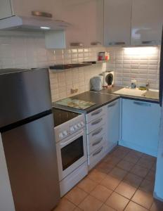 Appartement avec jardin, vue sur étang , proximité mer Gruissan Ayguades